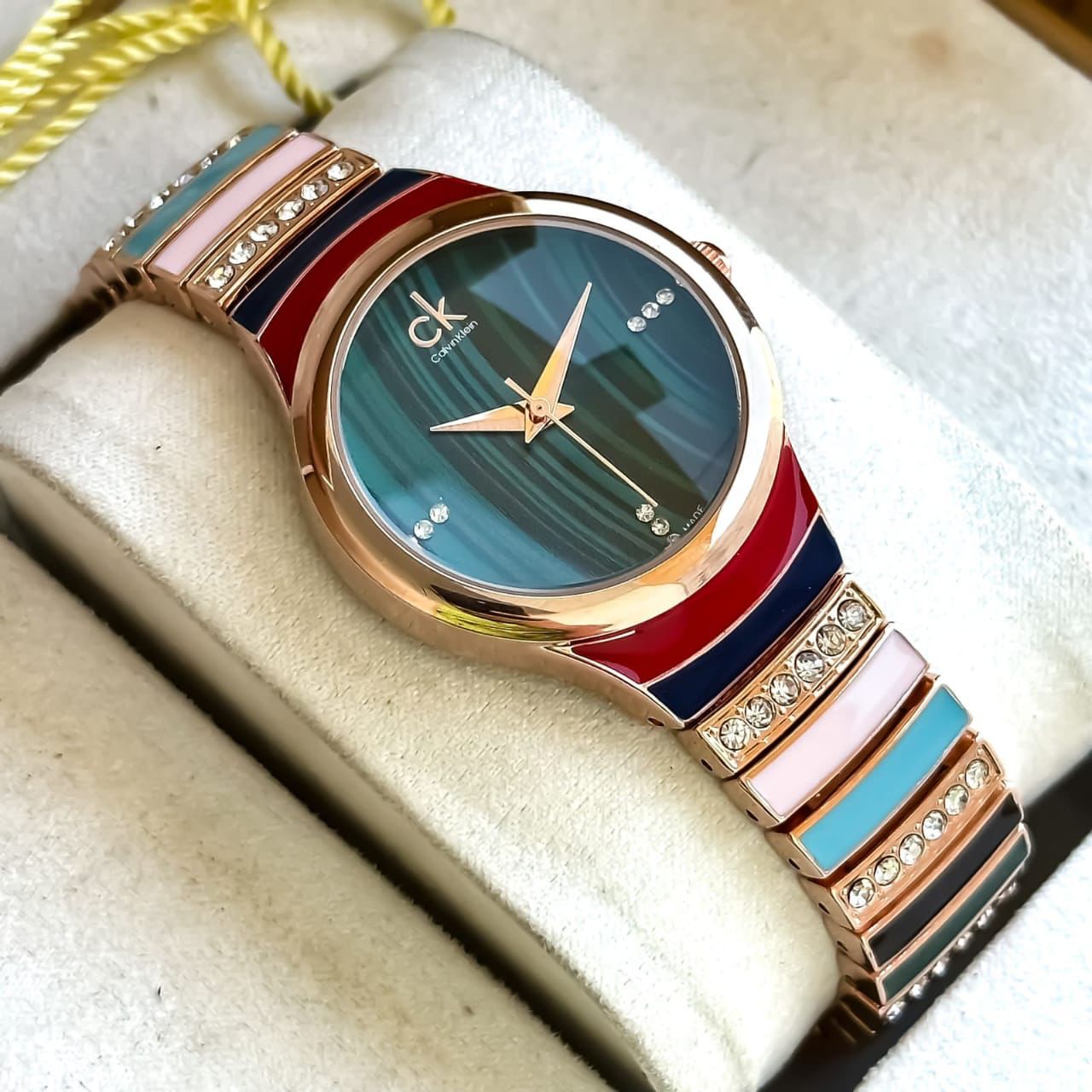 Amazing Handcrafted Women's Luxury watch - AmazingBaba